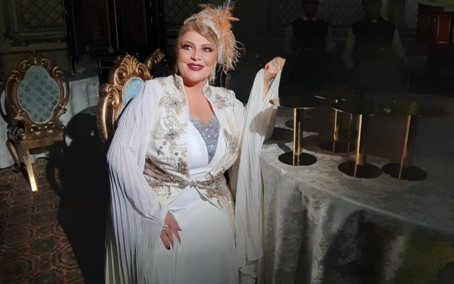 Əməkdar artist 56 yaşında&nbsp;ana olmaq istəyir