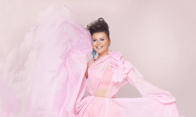 Sevdanın "Sevgi etirafı" maraq doğurdu - video