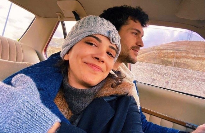 Aktyor gizli şəkildə evləndi