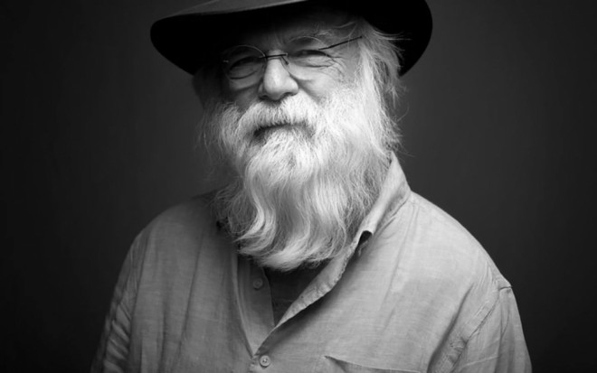 Müğənni-bəstəkar səhnədə öldü