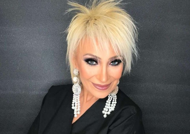 Əməkdar artist rejissorlardan gileyləndi