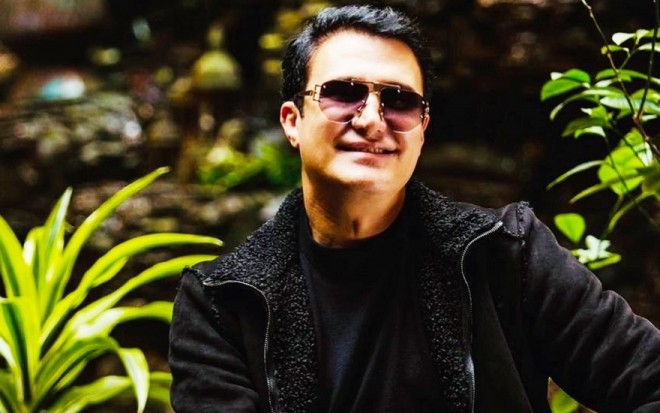 “Deyib-gülən insanları sevirəm" - Nadiq Qafarzadə
&nbsp;