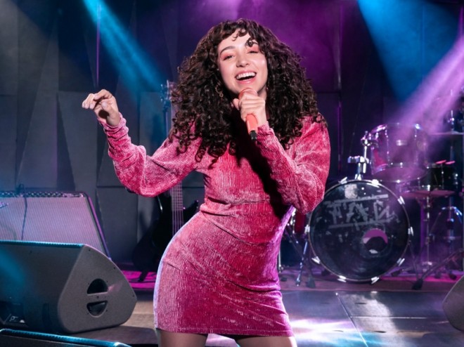 Müğənni 2 milyonluq təklif aldı