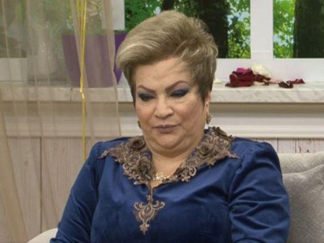 Xalq artisti pilləkəndən yıxıldı