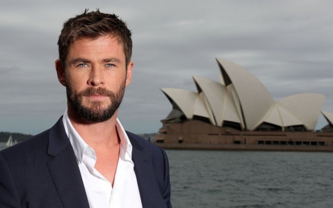 Aktyor ölkəsinə yardım göndərdi