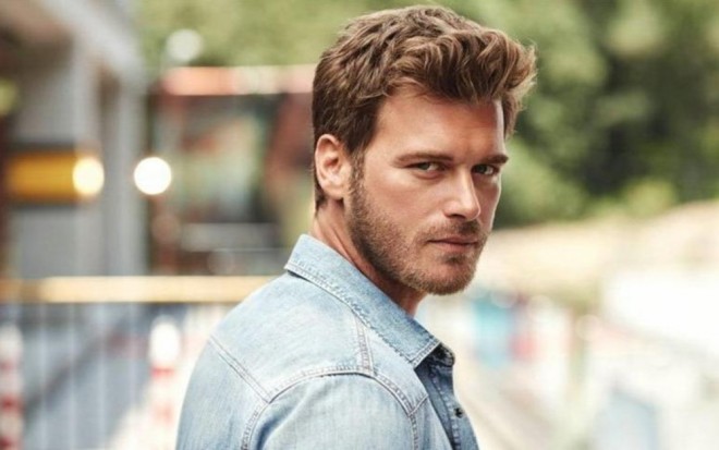 Aktyor yeni albom hazırlayır