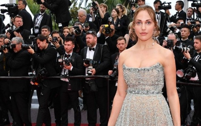 Aktrisa “Oskar” çantaları istəyir