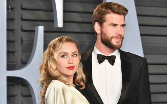 Müğənni boşandığı ərindən ev heyvanları istədi