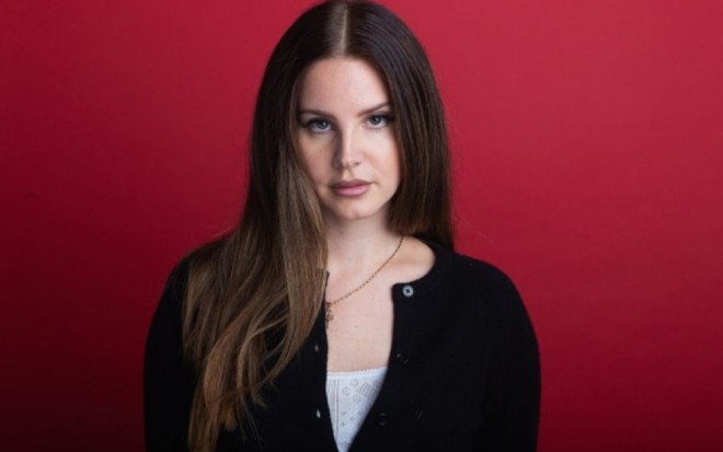 Lana Del Reyin səsi batdı