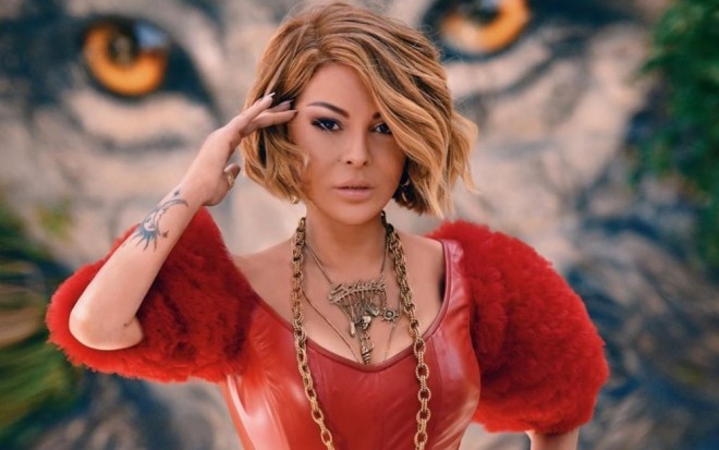 &nbsp;Aygün “Jalma”nı yeni versiyada oxudu - video