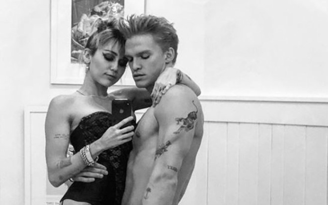 Müğənni yeni sevgilisi ilə əla vaxt keçirir - foto