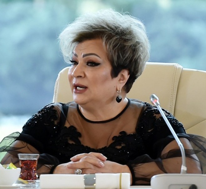 Xalq artisti ifaçıları tənqid etdi