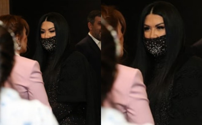 Modelyer tədbirə xüsusi maska gəldi