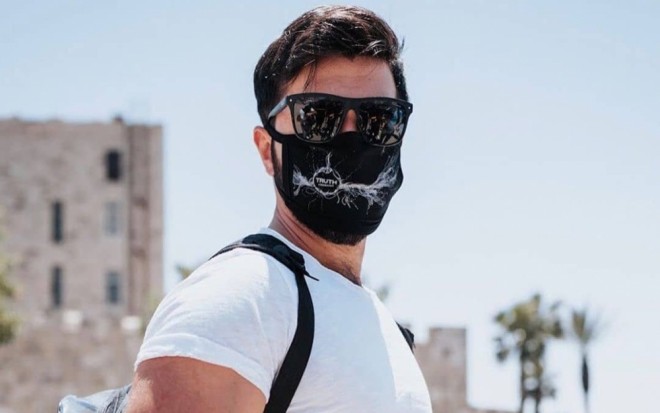 Çingiz fotosu ilə diqqət çəkdi