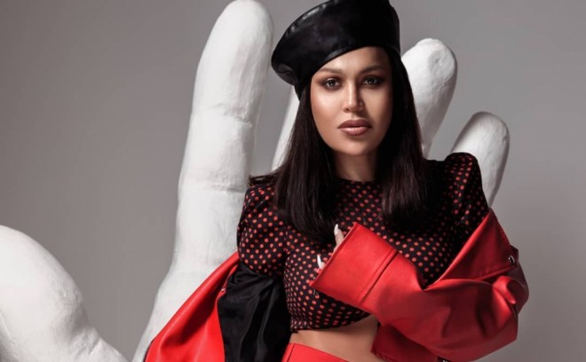 Rəqsanə kişiləri tənqid etdi&nbsp;