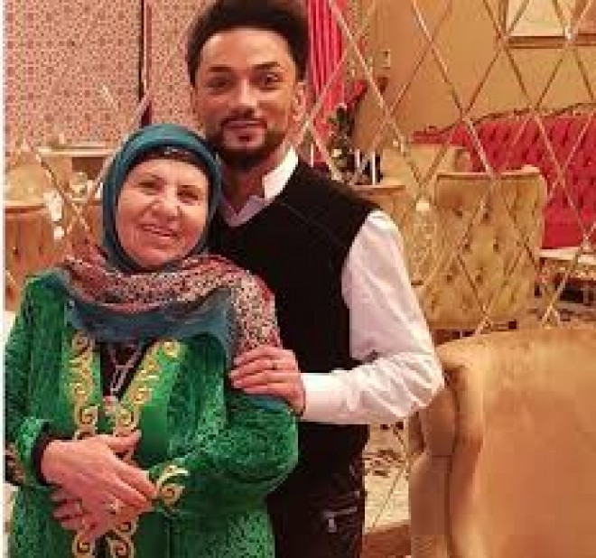 Xalq artistinin anası bu il ziyarətə getməyəcək