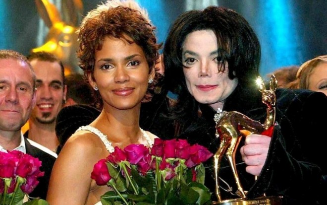 Maykl Ceksona “yox” deyən aktrisa kimdir?