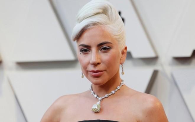 Ledi Qaqa ana olmaq istəyir