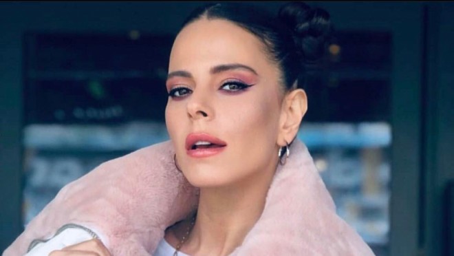 Müğənnini sevgililəri çox aldadıb