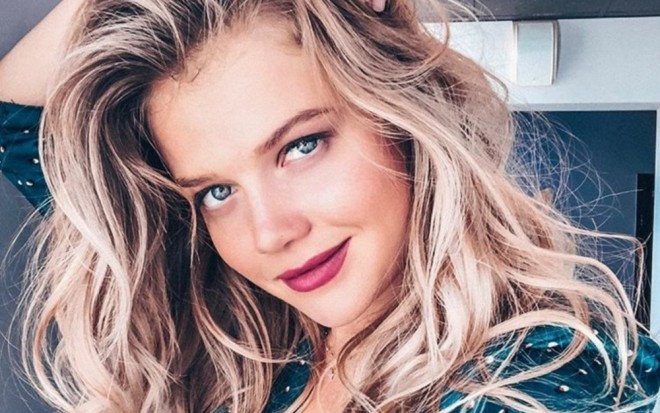 Aktrisa koronavirusa yoluxdu