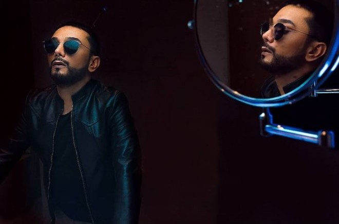 Faiq&nbsp;yeni fotosessiyası üçün saçlarını kəsdirdi