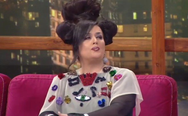 Elza evdə qalanda heç darıxmadı