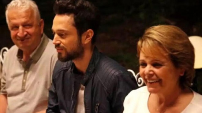 Murad Boz atasına saat hədiyyə etdi