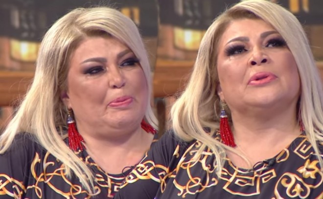 Əməkdar artist etiraflar etdi və ağladı