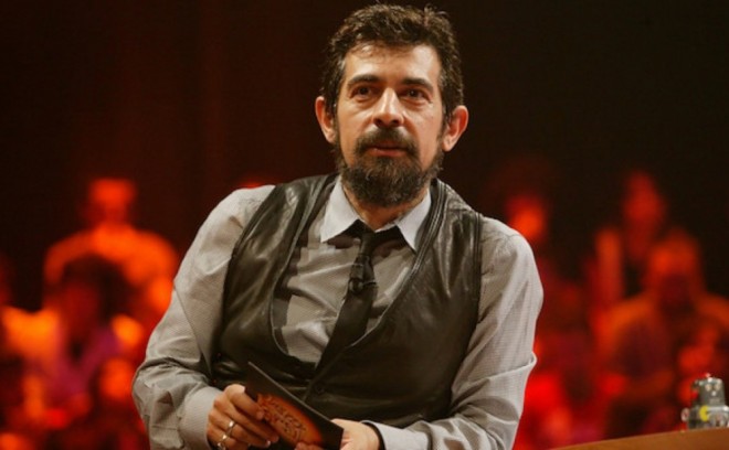 Gileylənən sənət adamlarını tənqid etdi