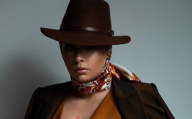 Roza 48 işçiyə əməkhaqqı verir