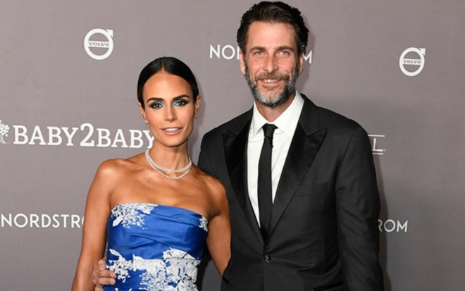 Aktrisa 13 illik evliliyə son qoydu