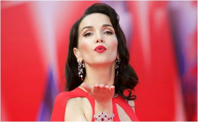 Məşhur aktrisa Rusiya vətəndaşı olur