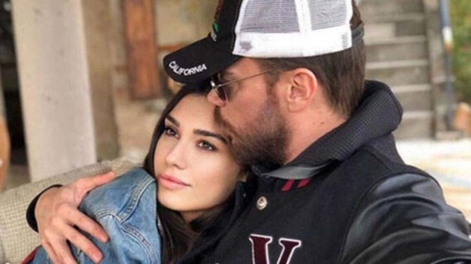 Müğənni ikinci dəfə evlənir