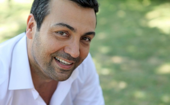 Aktyor sevgilisi ilə yaxalandı - foto