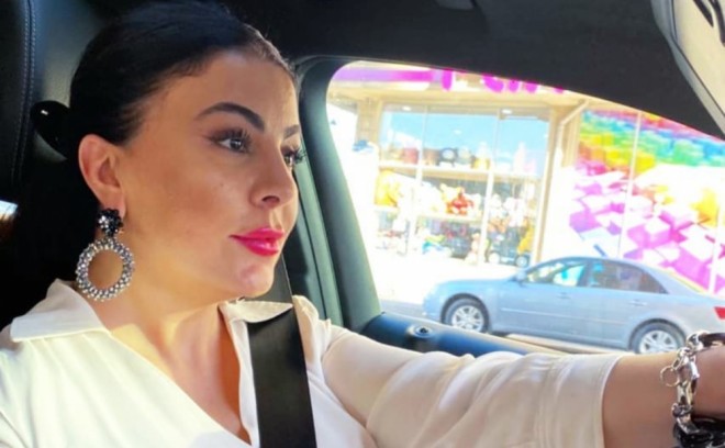 Aşıq Samirə borca girib