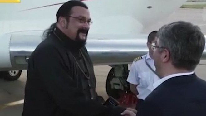 Stiven Siqal Buryatiyaya gəldi