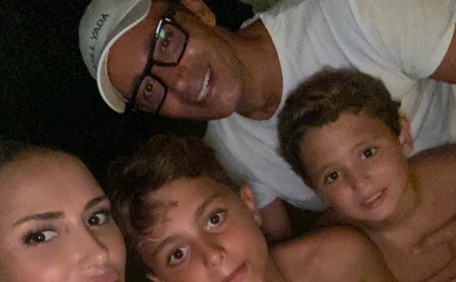 Mustafa Sandal keçmiş xanımı ilə görüşdü