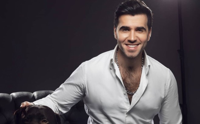 "Studiyanı evimə gətirmişəm..."