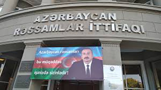 Rəssamlar İttifaqı fonda vəsait köçürdü