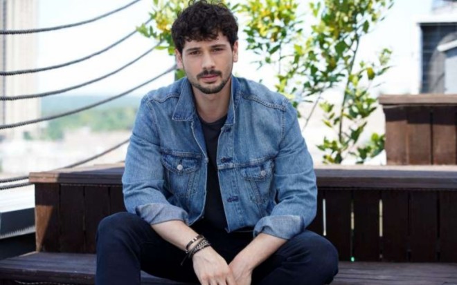 Aktyor koronavirusa yoluxdu