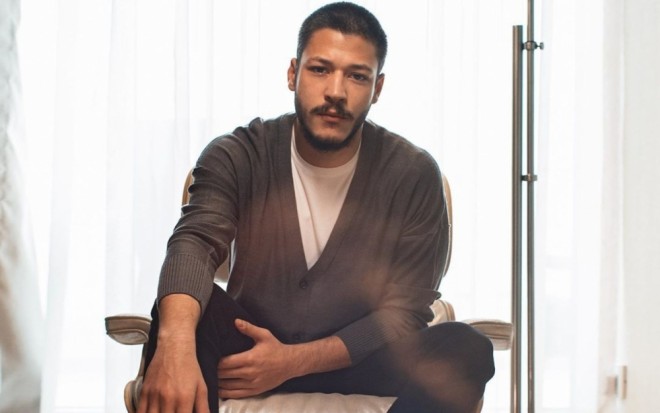 Aktyor izahat verməyə getmədi