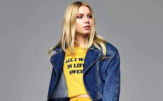 Aleyna Tilkinin heykəli karantinə alındı - foto