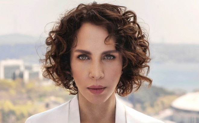 Müğənni biletini 30 lirəyə satdı