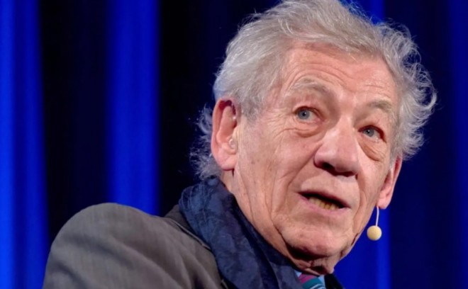 Aktyor 81 yaşında peyvənd&nbsp;olundu - foto