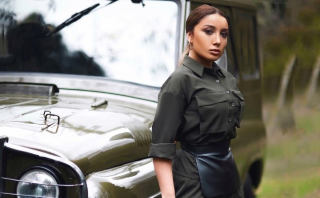 Günay qaləbəyə mahnı həsr etdi - video