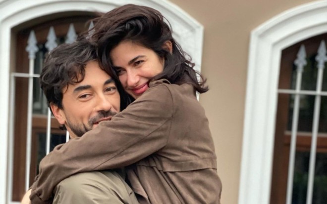 Nəsrin sevgilisi ilə bir evdə yaşayır - foto