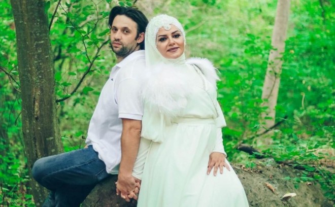 "Evə ancaq həyat yoldaşım pul gətirir" - müğənni