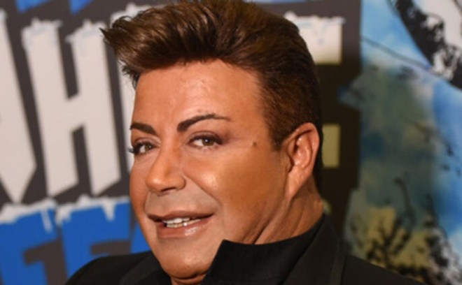 Müğənni qohumlarından şikayətləndi