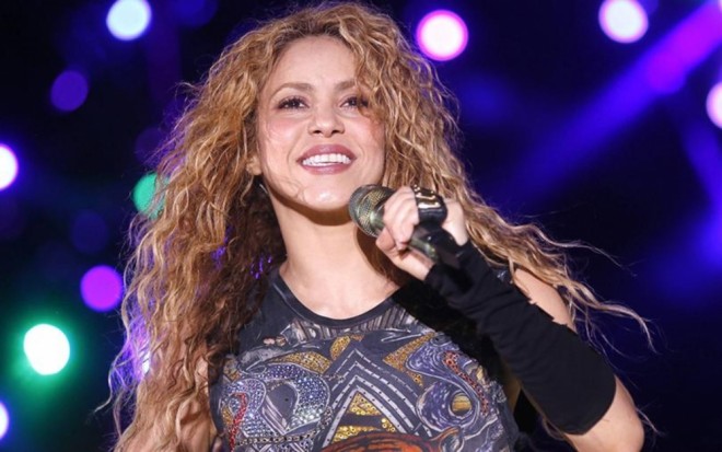 Şakira mahnılarının müəllif hüququnu satdı