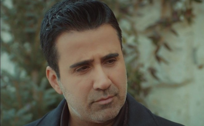 Müğənni holoqramını yaradır - foto